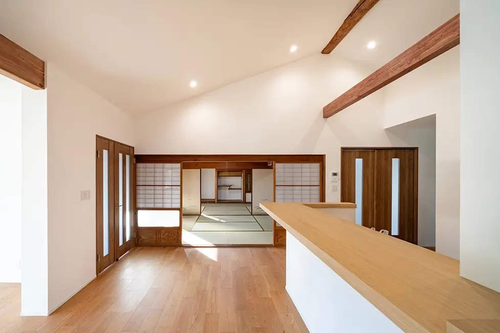 worksRenovation06Content1_01.webp