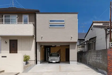 ヒュートの施工事例セカンドリビングのあるガレージハウス